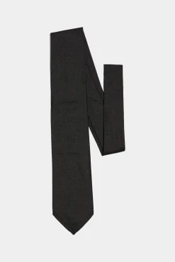 D2 Classic Tie