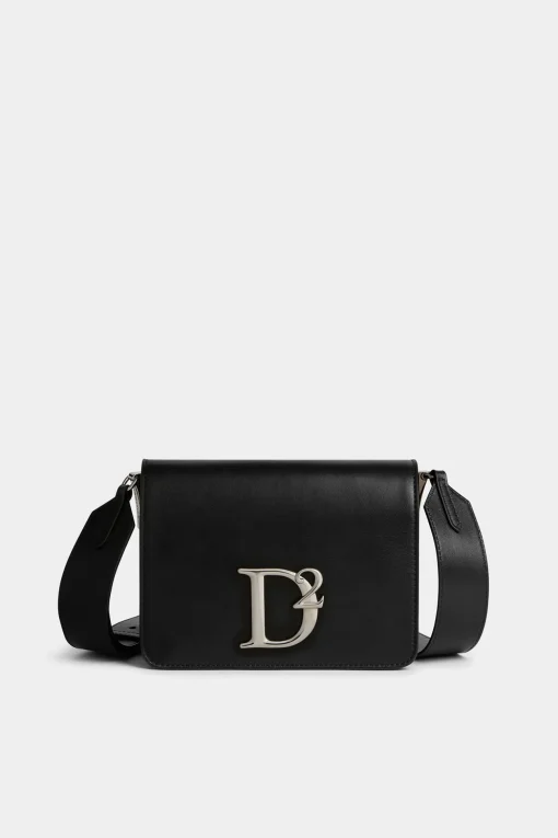 D2 Statement Shoulder Bag