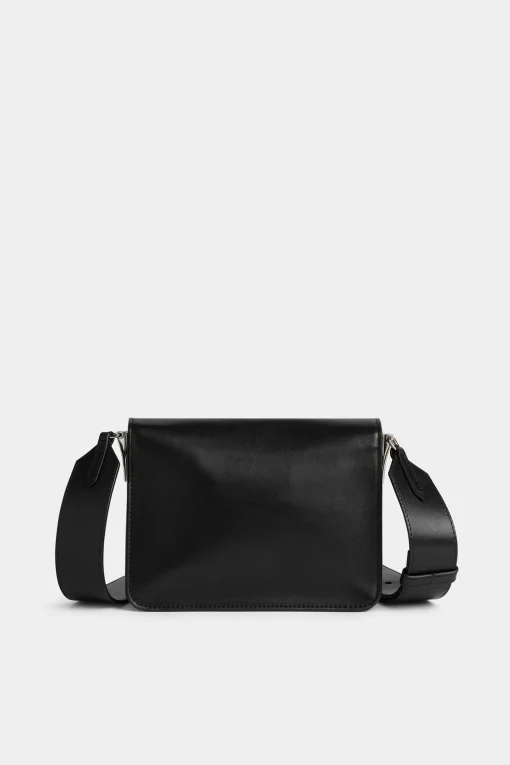 D2 Statement Shoulder Bag