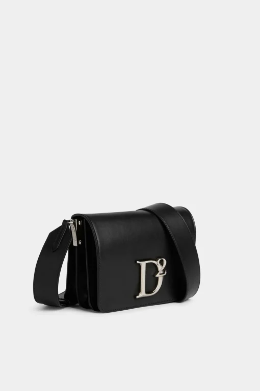 D2 Statement Shoulder Bag