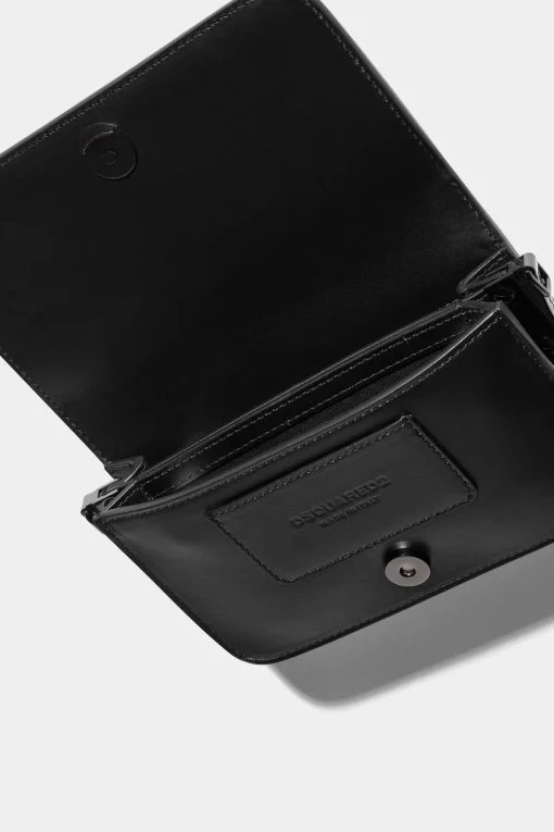 D2 Statement Shoulder Bag