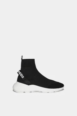 Fly Sneakers