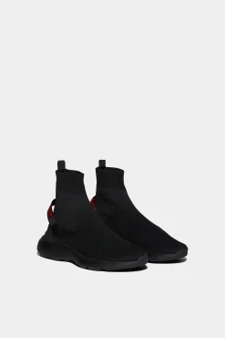 Fly Sneakers