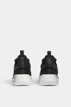 Fly Sneakers