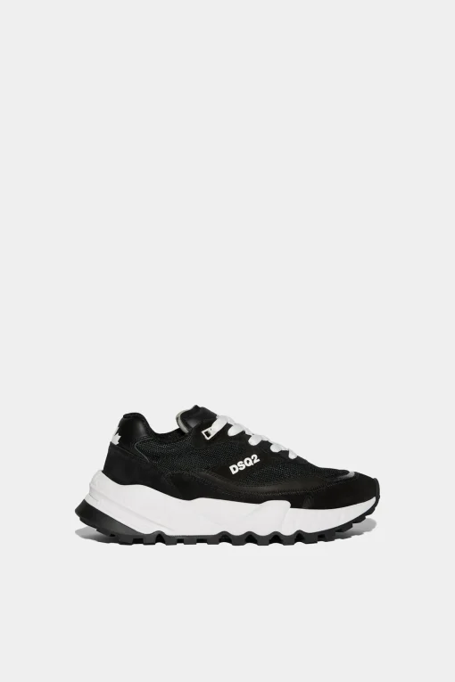 Free Sneakers