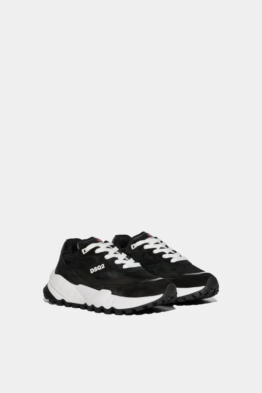 Free Sneakers