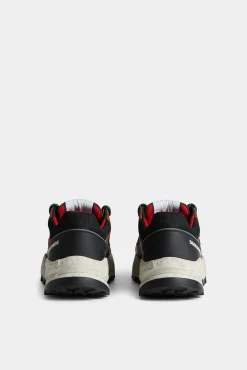 Free Sneakers
