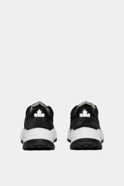 Free Sneakers