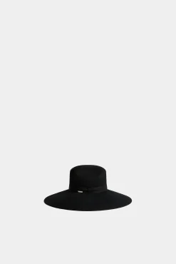 Hat-Titude Hat