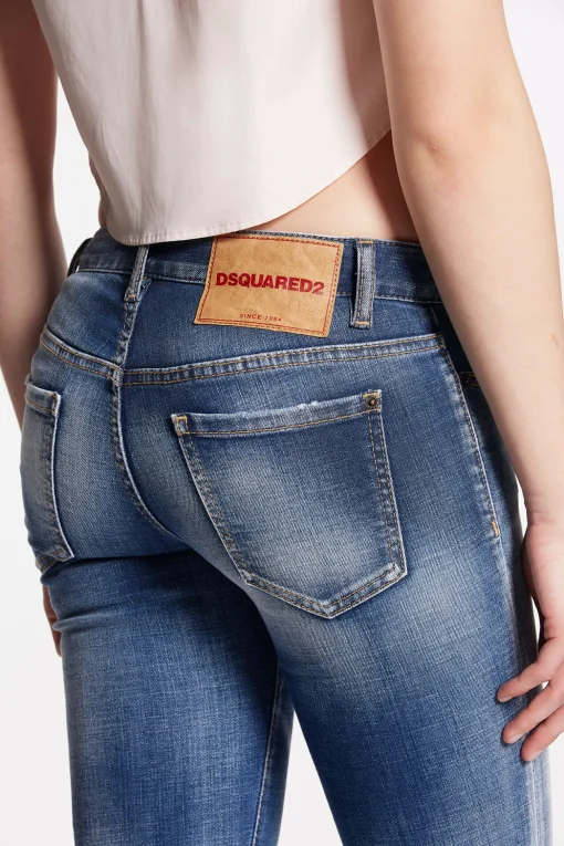Medium Clean Wash Jennifer Jeans