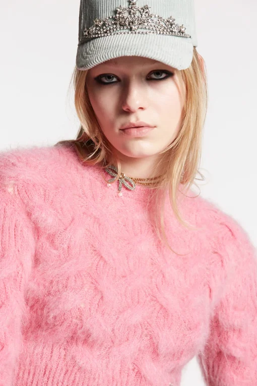 Mohair 3D Cable Cropped Knit