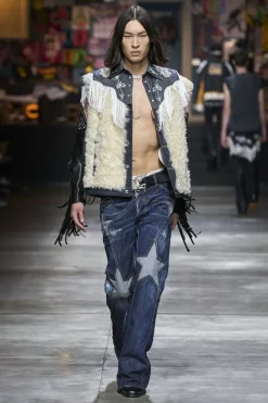 Studs Regular Vest